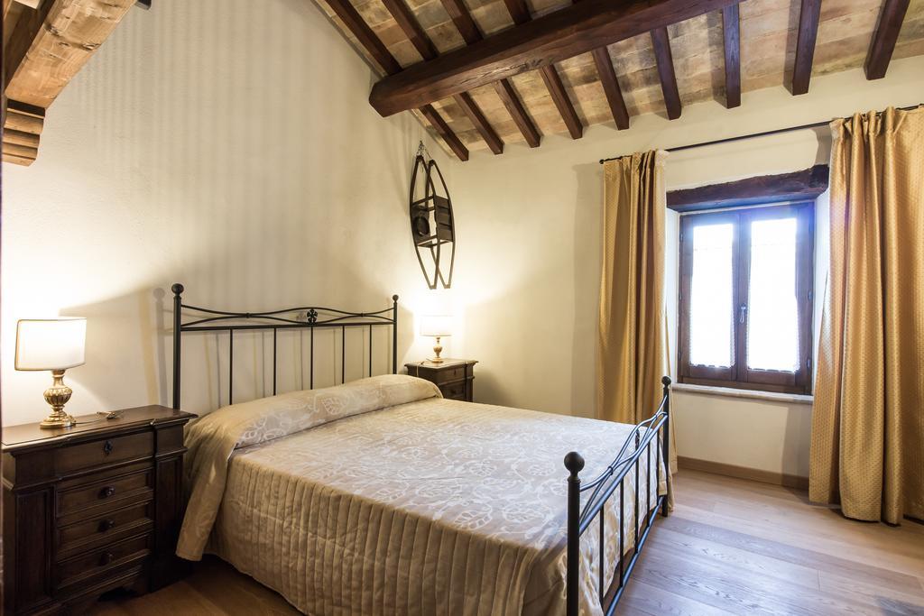 Domus In Castro Bed & Breakfast Montecchio  Rom bilde