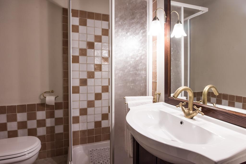 Domus In Castro Bed & Breakfast Montecchio  Rom bilde